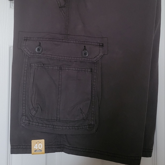 Lot of 2 NWT Lee Cargo Shorts - Picture 4 of 4